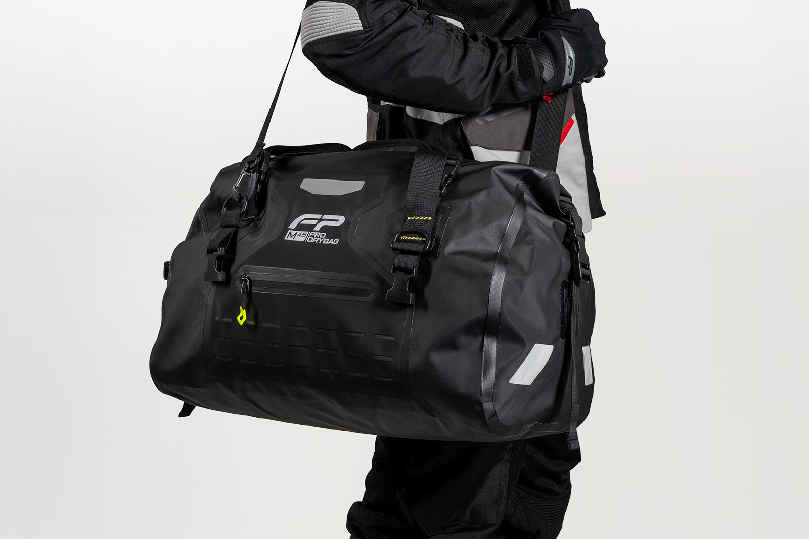 Maleta Dry Bag M45 Negro