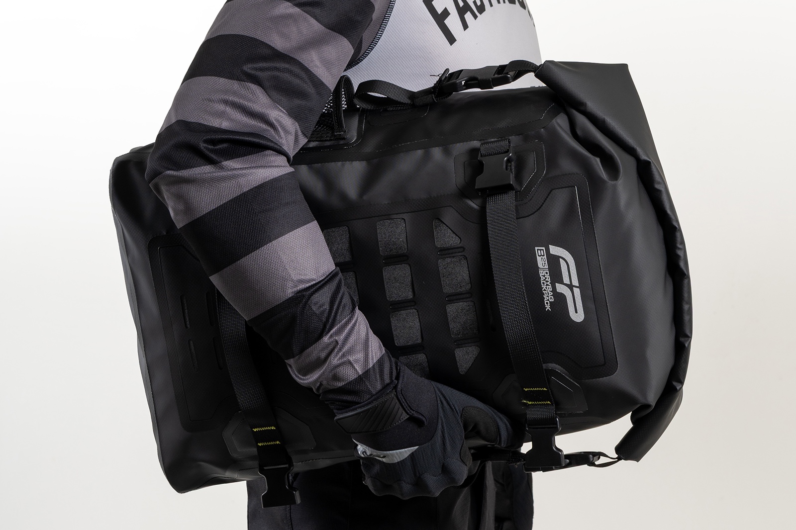 Morral Dry Bag B25 Negro
