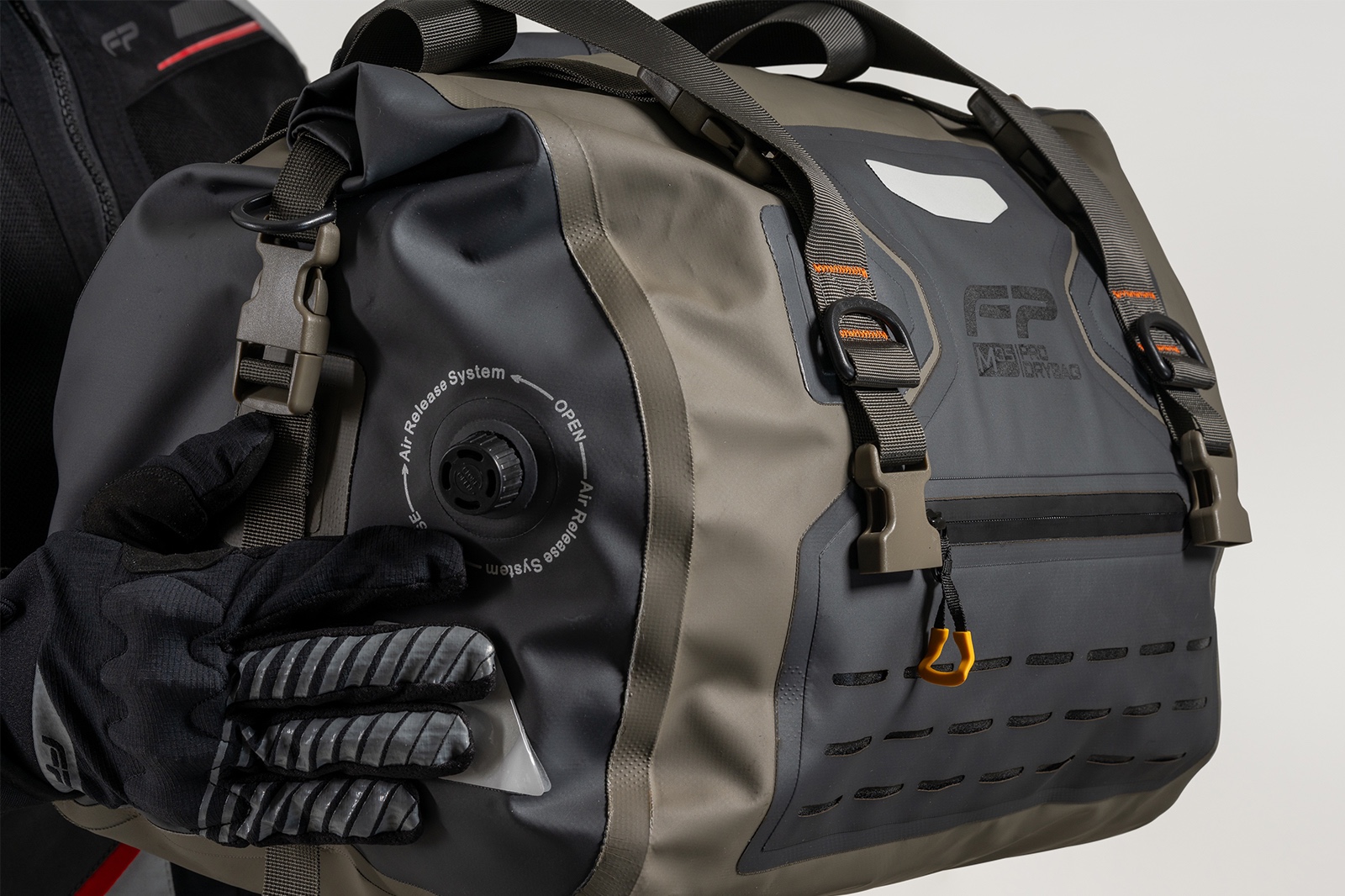 Maleta Dry Bag M35 C3 Arena