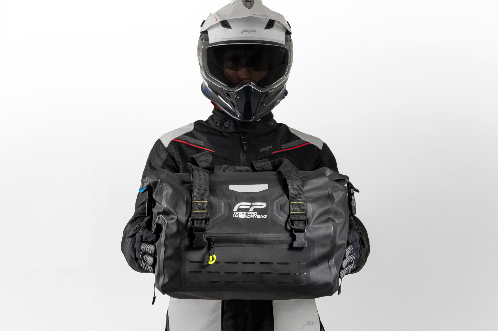 Maleta Dry Bag M35 Negro