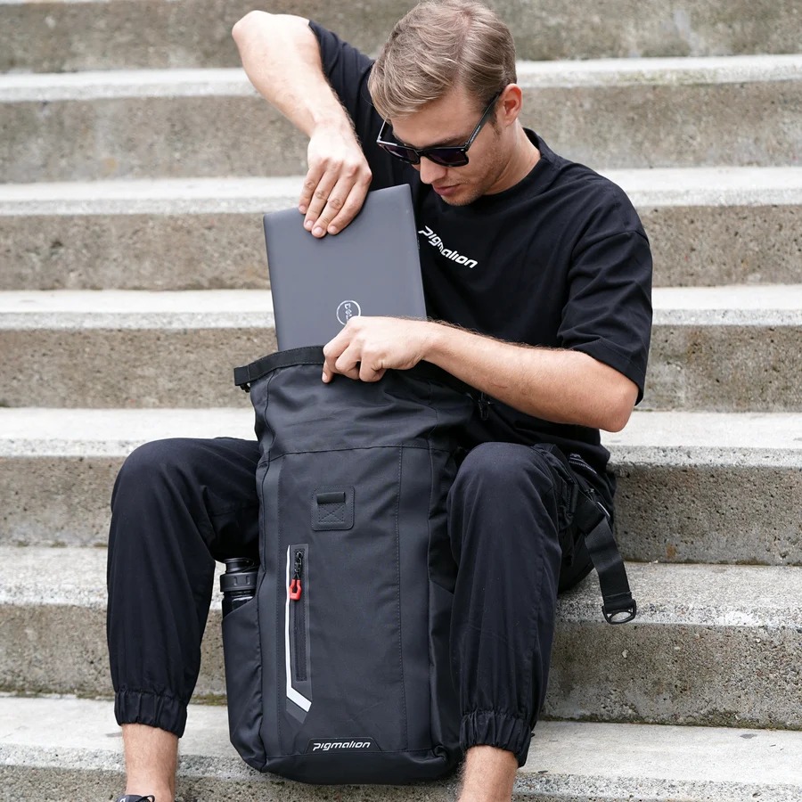 Motomorral Impermeable Minimal Negro